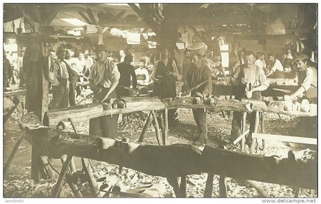 la fabrication de sabots par les prisonniers du camps de Münster II